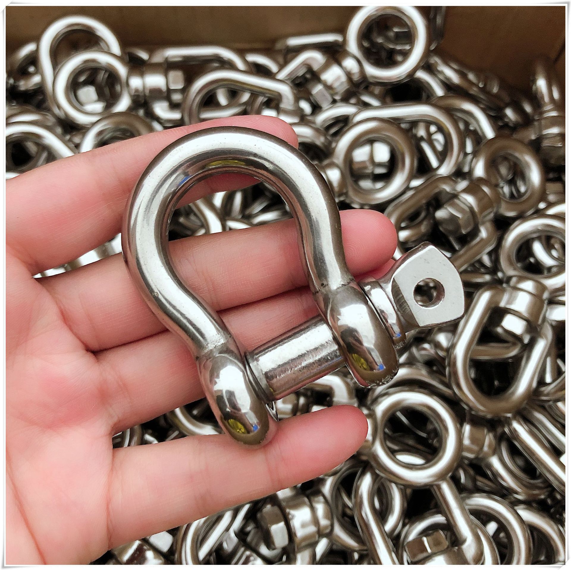 16295832020_1444778542