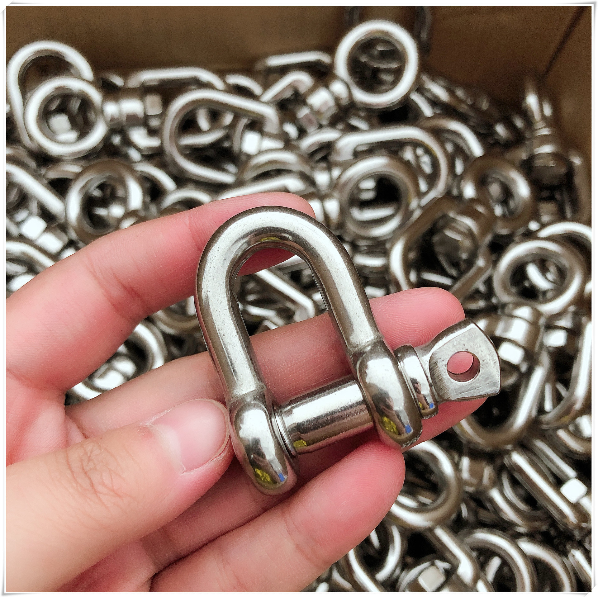 16295364418_1444778542